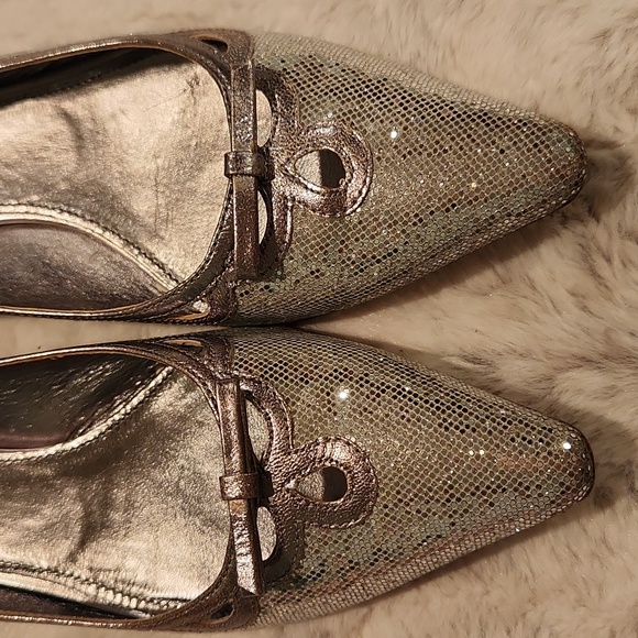 Miu Miu Pointed Toe Ballet Flats - Picture 4 of 10